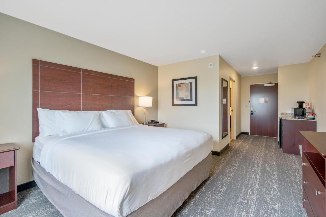 Cobblestone Hotel & Suites - Austin Exterior photo