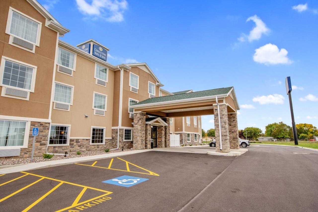 Cobblestone Hotel & Suites - Austin Exterior photo